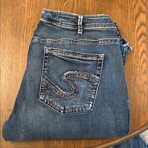 Women’s silver jeans size 20 x 29